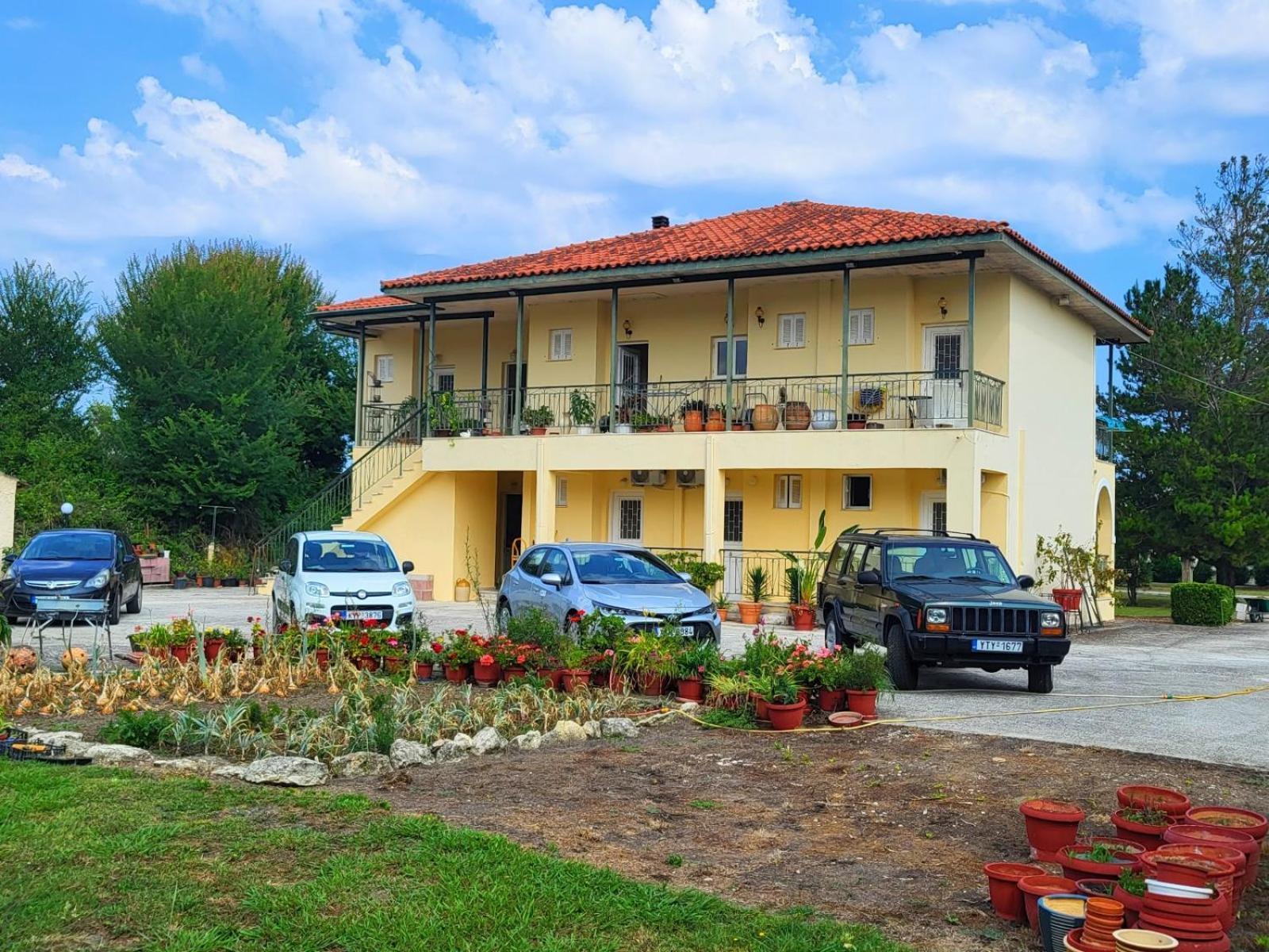 Kivotos Villa Studios Roda  Exterior photo